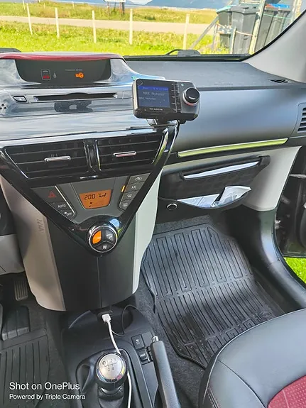 Toyota Iq 2012 photo 4