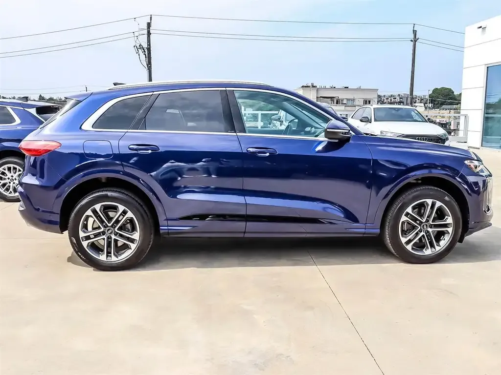 Audi Q5 2025 photo 3