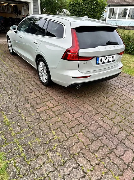 Volvo V60 2020 photo 4