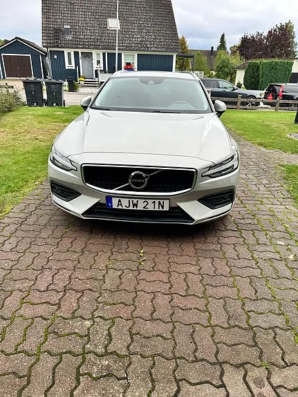 Volvo V60 2020 photo 3