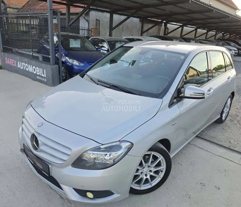 Mercedes-Benz B-Class 2012 photo 5