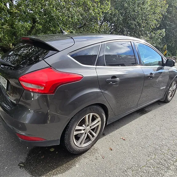 Ford Focus 2016 photo 5
