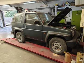 Daihatsu Feroza