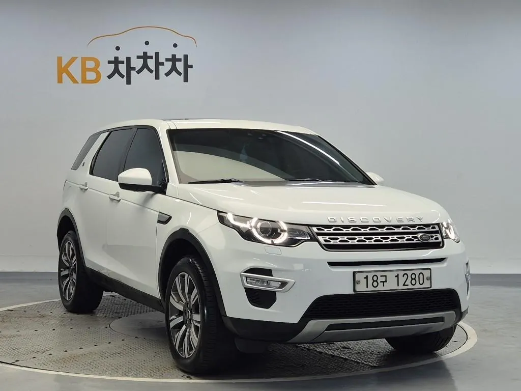 Land Rover Discovery Sport 2018 photo 4