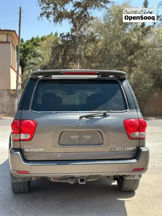 Toyota Sequoia