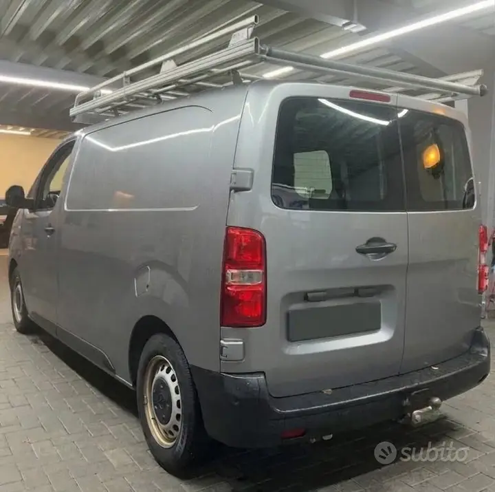 Opel Vivaro 2021 photo 2