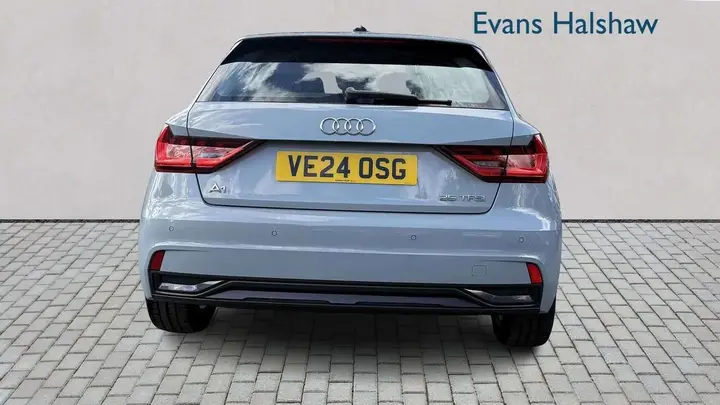 Audi A1 2024 photo 4