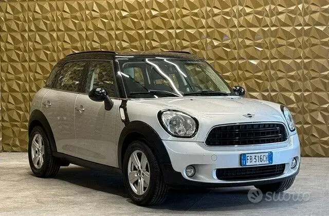 Mini Countryman 2015 photo 2