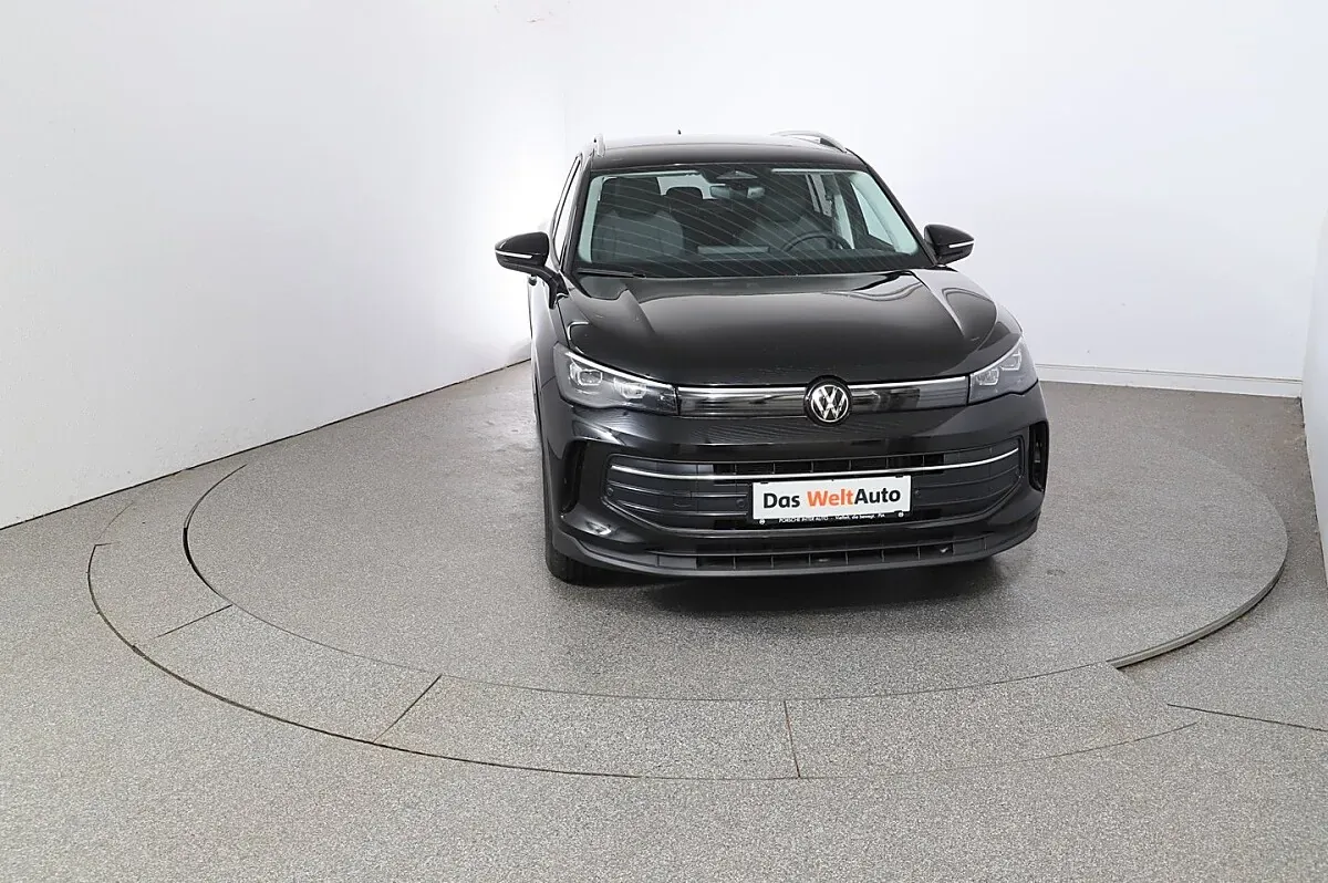 Volkswagen Tiguan 2026 photo 2