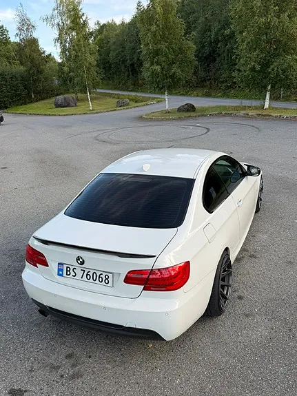 BMW 320D 2012 photo 5