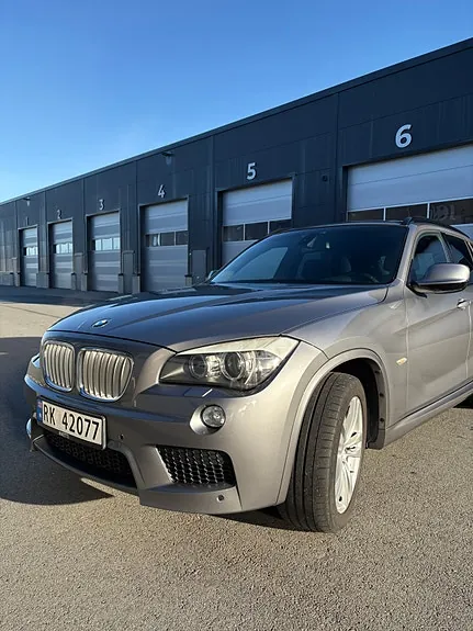 BMW X1 2011 photo 2