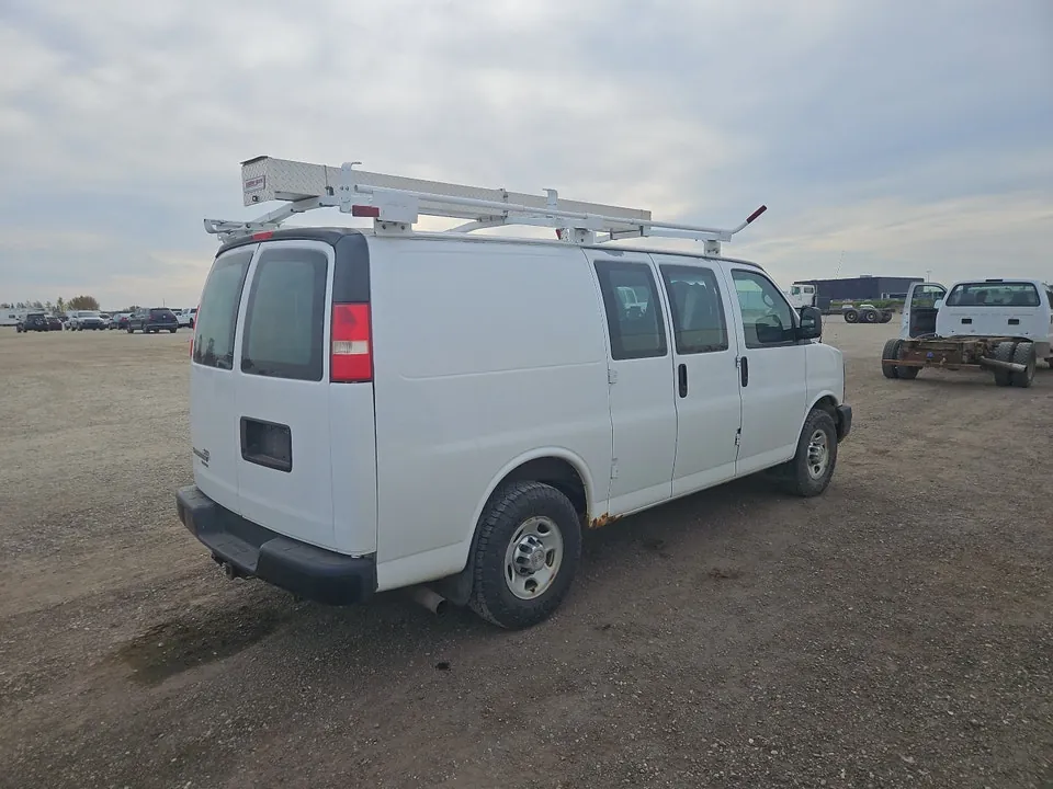 Chevrolet Express 2012 photo 4