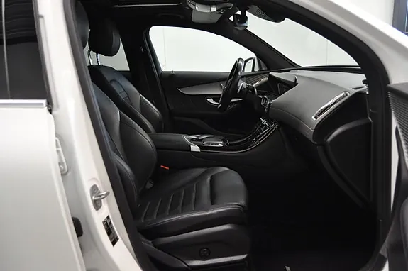 Mercedes-Benz Eqc400 2020 photo 4