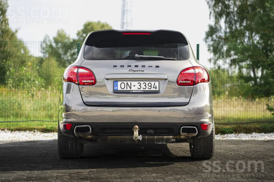 Porsche Cayenne 2010 photo 5