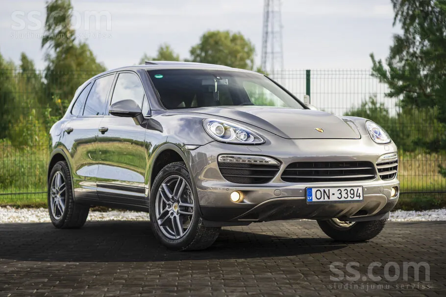 Porsche Cayenne 2010 photo 3