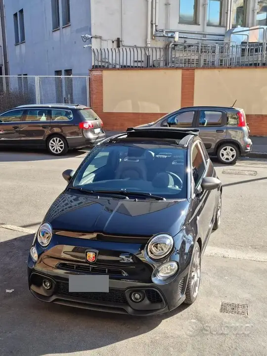 Abarth 695C 2022 photo 4