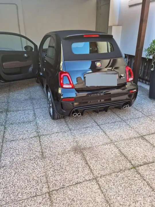 Abarth 695C 2022 photo 3