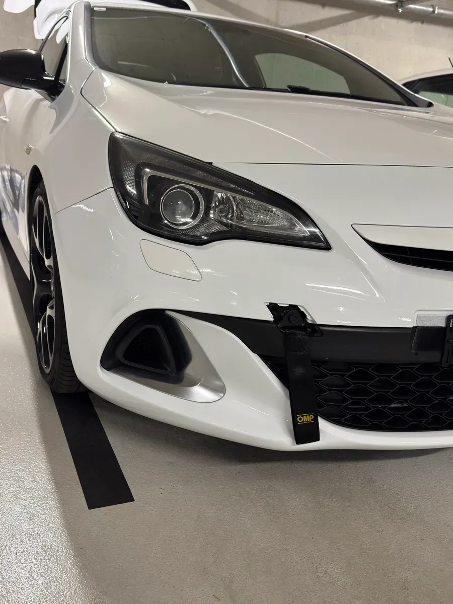 Opel Astra 2013 photo 3