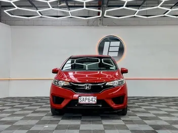 Honda Fit 2016 photo 3