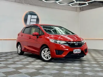Honda Fit 2016 photo 2