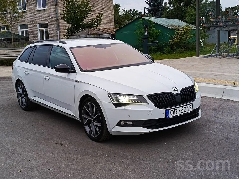 Skoda Superb 2018 photo 2