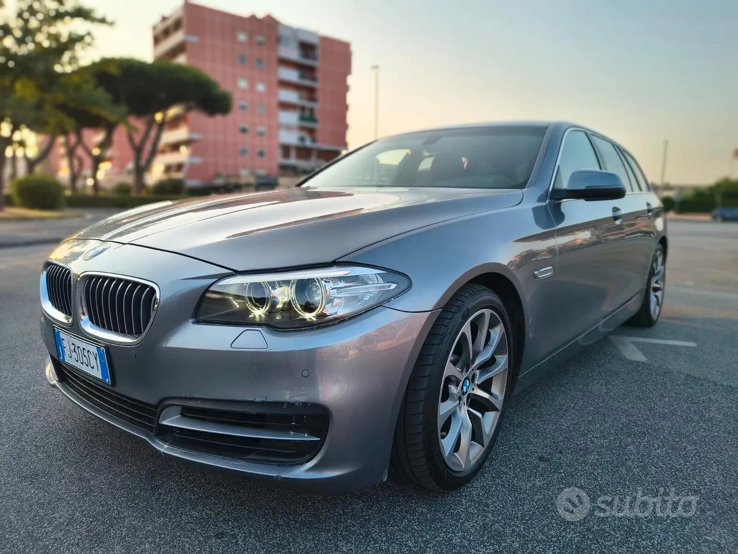 BMW 5 Series 2017 photo 2