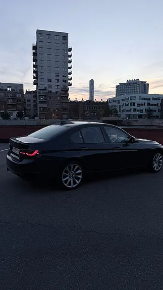 BMW 328I 2013 photo 3