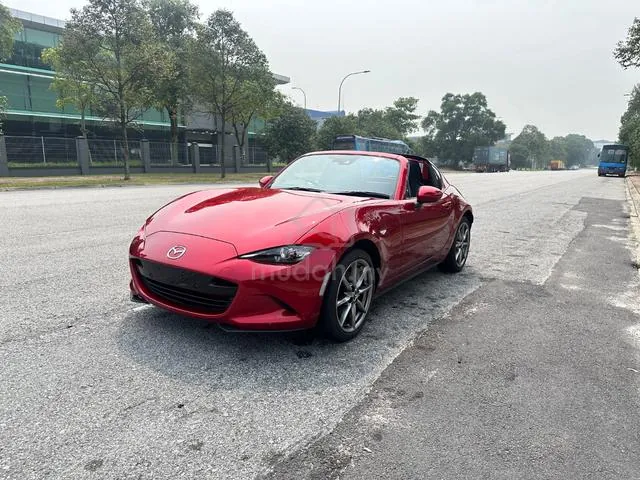 Mazda Roadster
