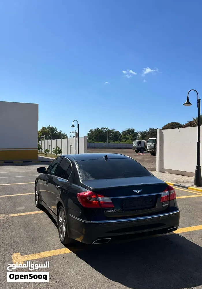 Genesis G80 2011 photo 4