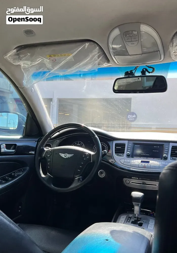 Genesis G80 2011 photo 2