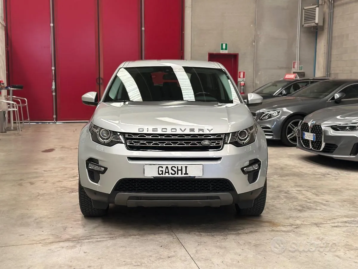 Land Rover Discovery Sport 2019 photo 3