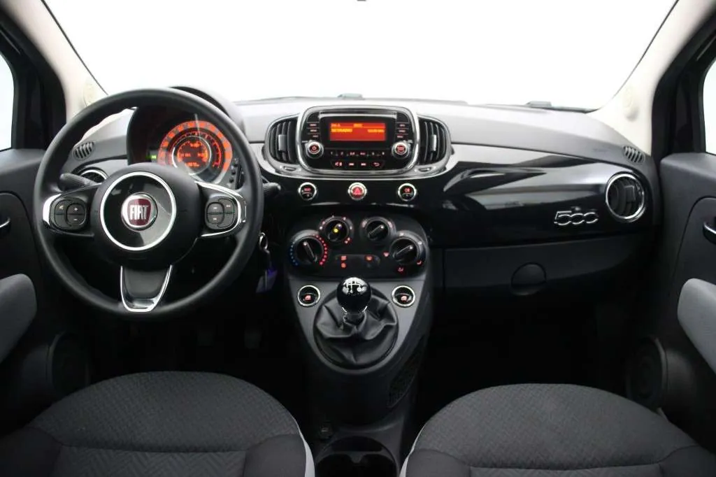 Fiat 500 2017 photo 2