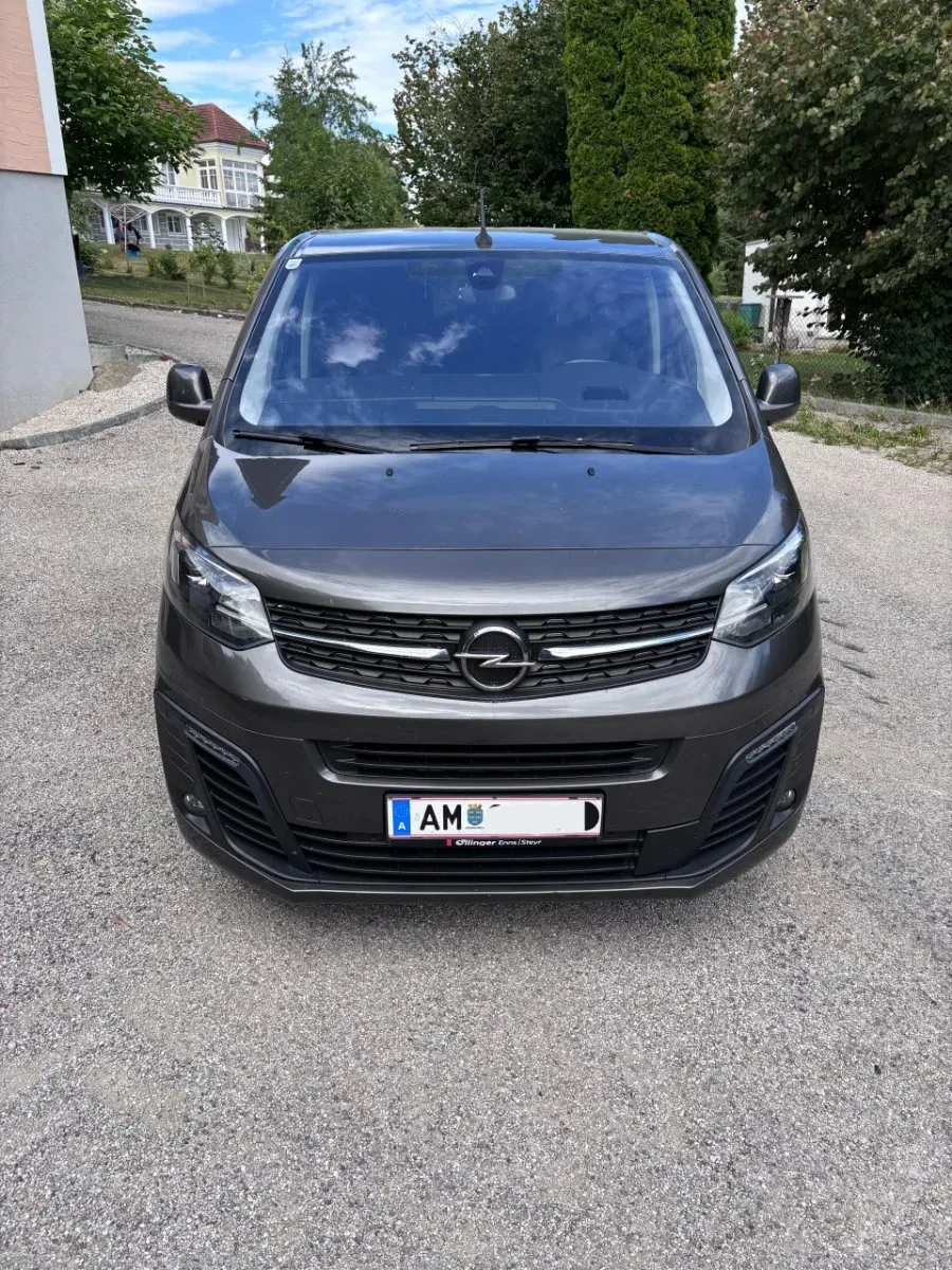 Opel Zafira 2020 photo 2