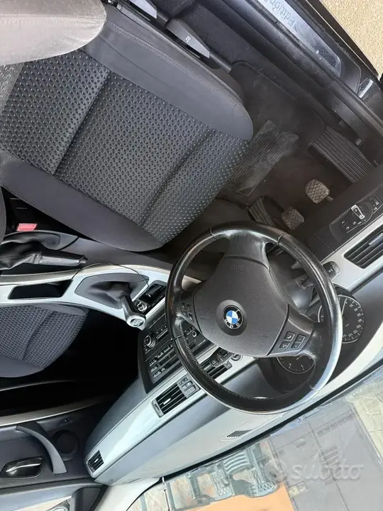 BMW 320D 2011 photo 5