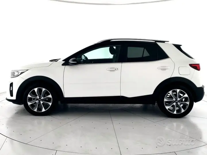 Kia Stonic 2018 photo 2