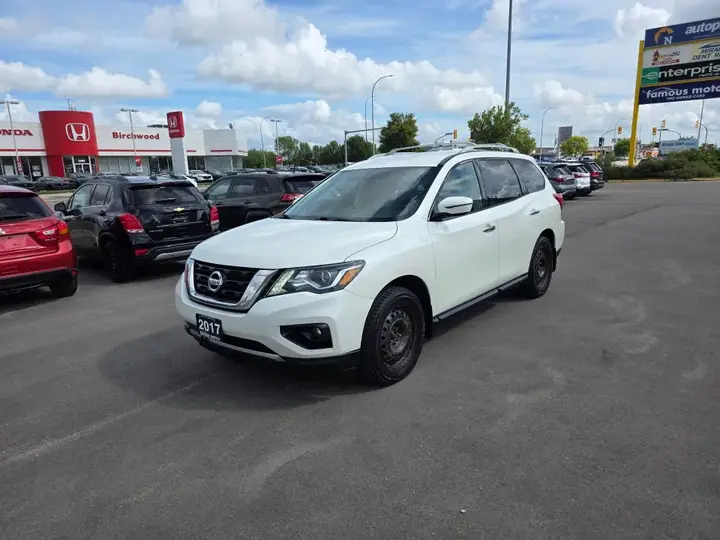 Nissan Pathfinder 2017 photo 3