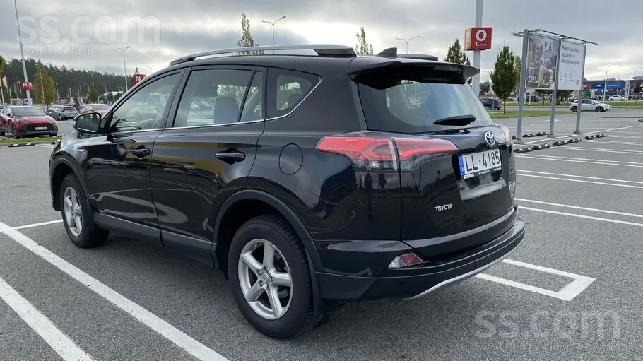 Toyota Rav4 2018 photo 3