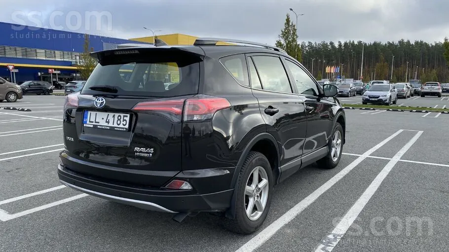 Toyota Rav4 2018 photo 2