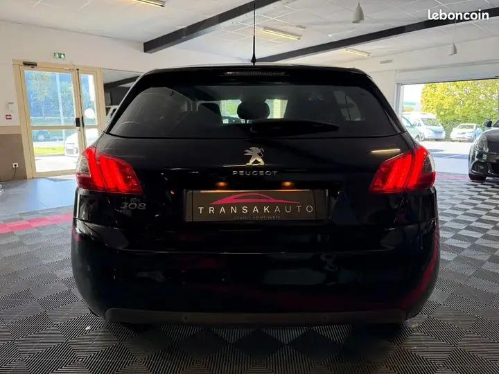Peugeot 308 2019 photo 4