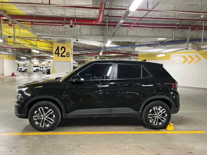 Hyundai Venue 2024 photo 2