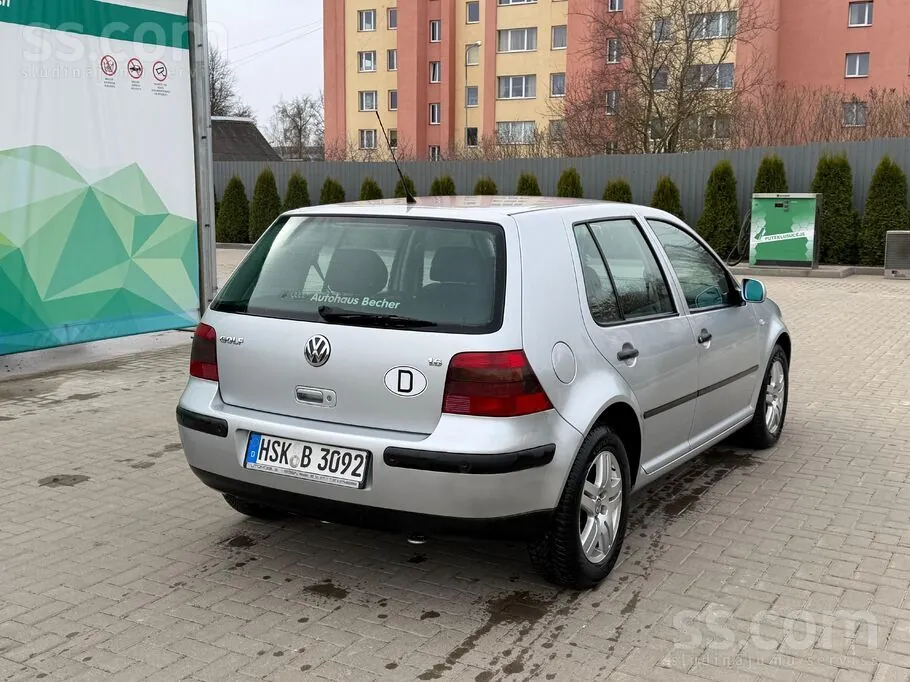 Volkswagen Golf 2001 photo 2
