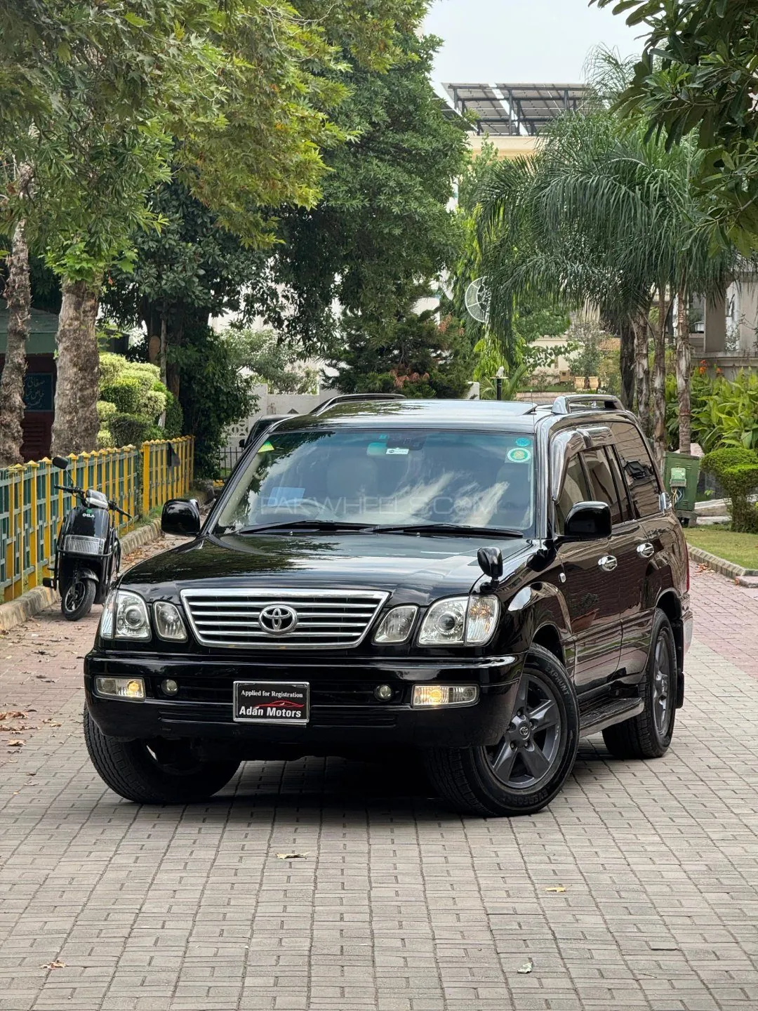 Toyota Land Cruiser