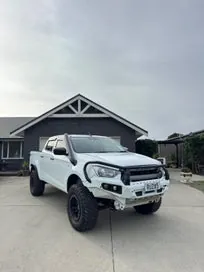 Isuzu D-Max 2023 photo 5