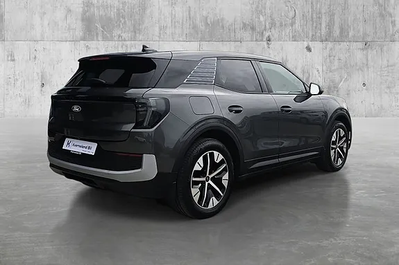 Ford Explorer 2026 photo 5