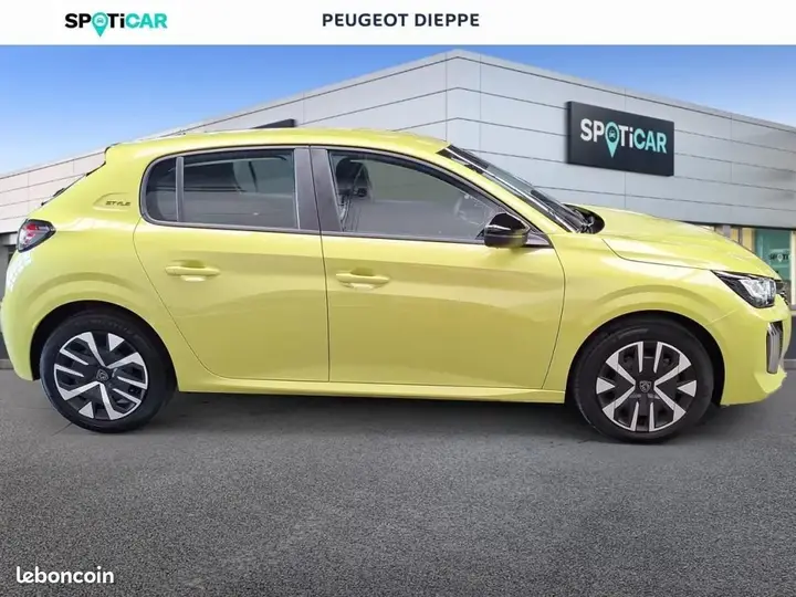 Peugeot 208 2025 photo 4