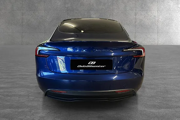 Tesla Model 3 2025 photo 5