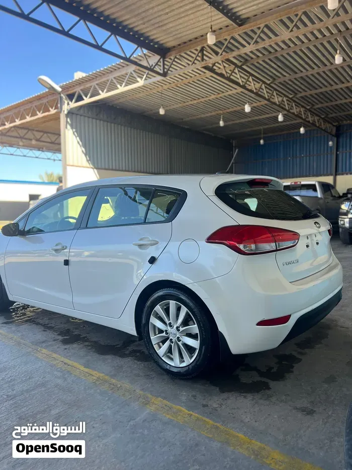 Kia Forte 2015 photo 4
