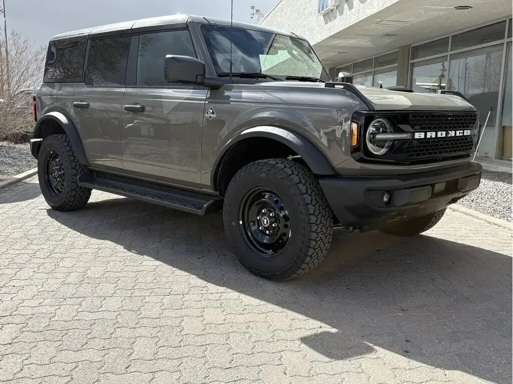 Ford Bronco 2026 photo 2