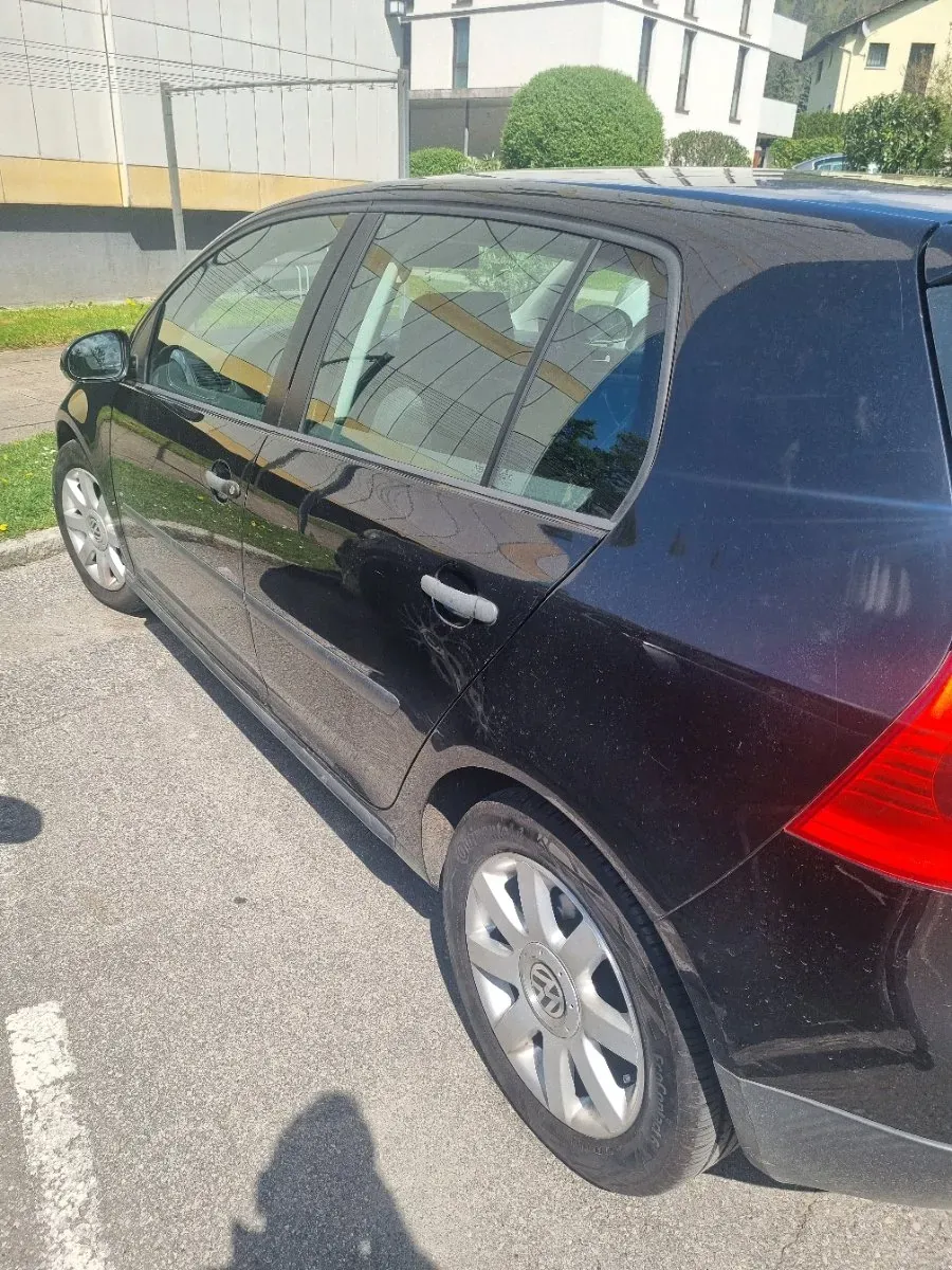 Volkswagen Golf 2005 photo 2