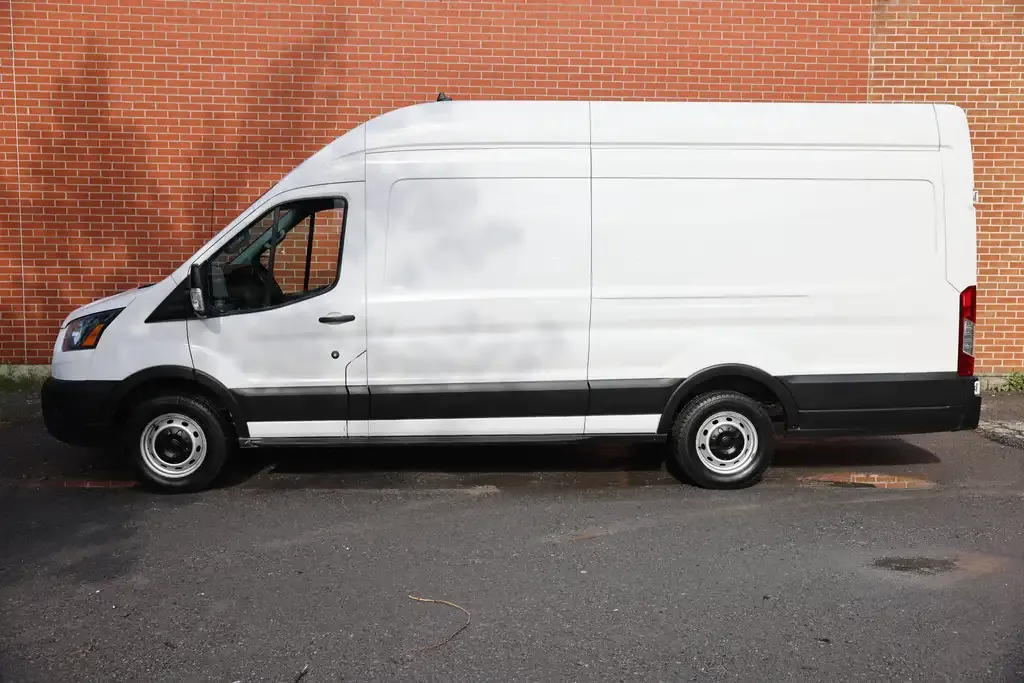 Ford Transit Cargo Van 2021 photo 2